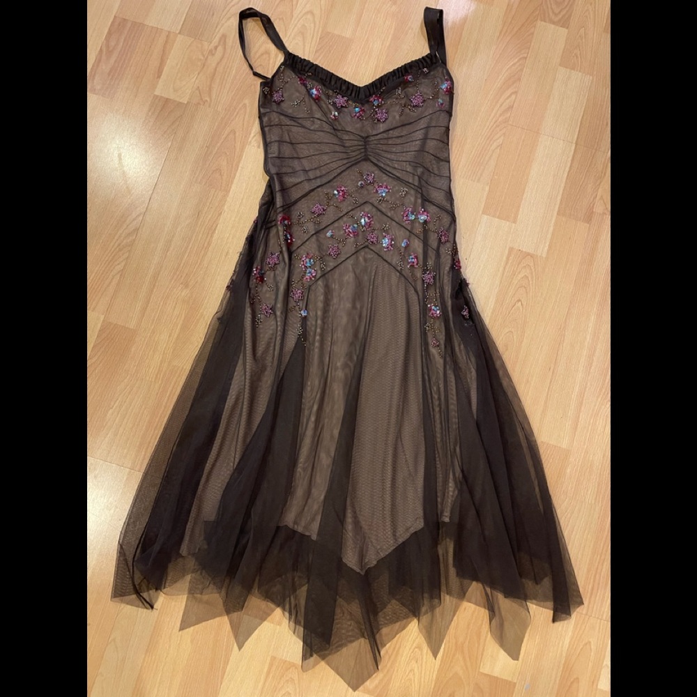 Brown cocktail dress with sequence